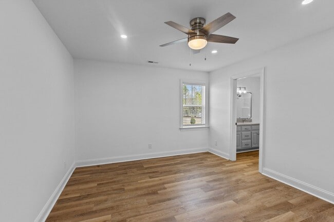 Building Photo - New Construction!