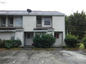 Building Photo - 12080 Mendel Dr