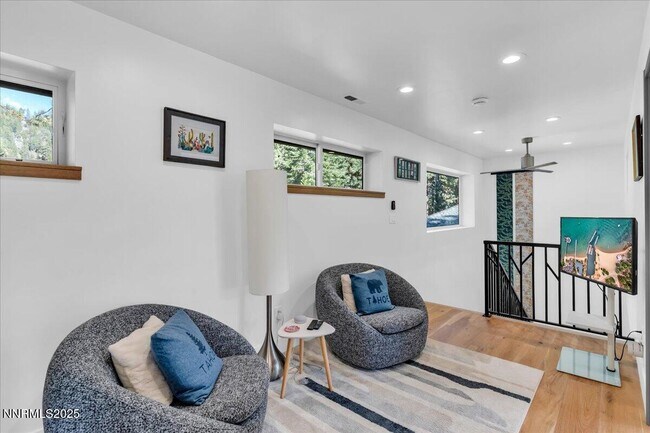 Building Photo - 1262 Hidden Woods Dr