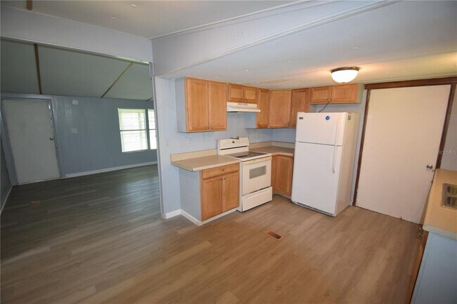 Building Photo - 3925 Ewell Rd
