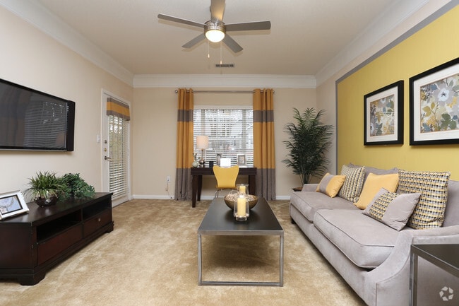 Interior Photo - Carrington Park