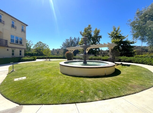 Building Photo - 3105 Marigold Cir