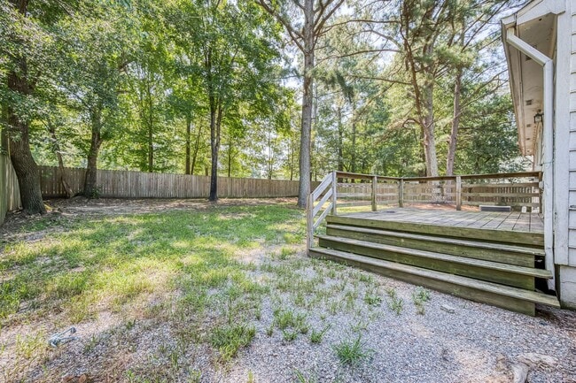 Building Photo - Chesterfield Ranch Home Available