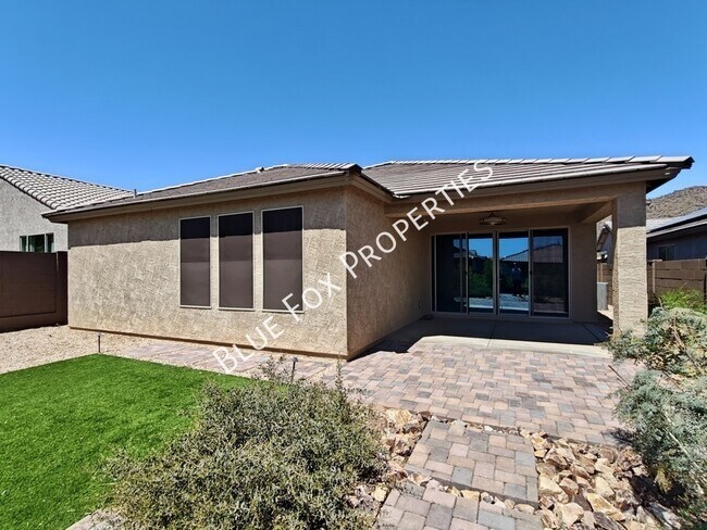 Building Photo - 8454 N Lone Ranger Rd