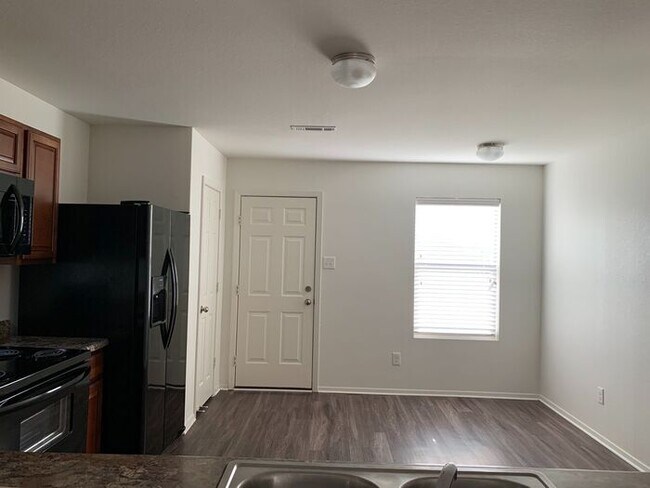 Building Photo - FOUR BEDROOM | TWO BATHROOM