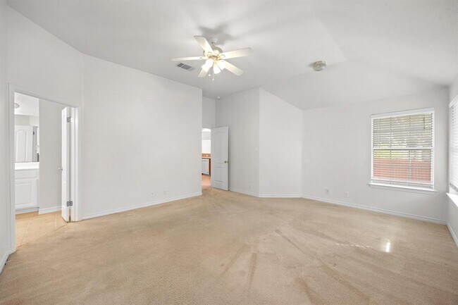 Building Photo - 8741 Lemens Spice Trail