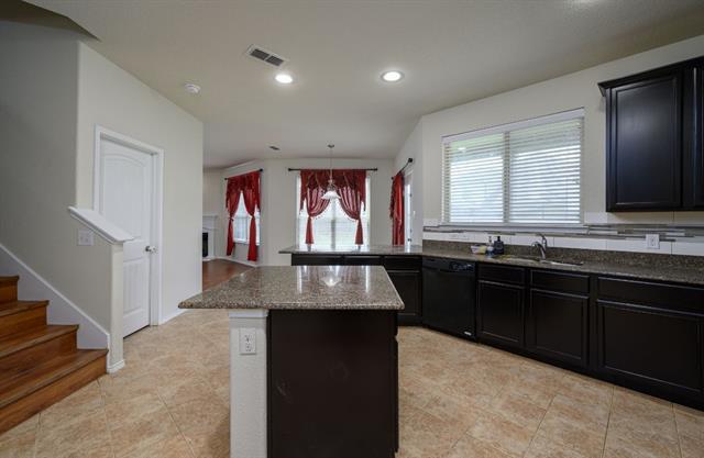 Building Photo - 800 Cormorant Dr