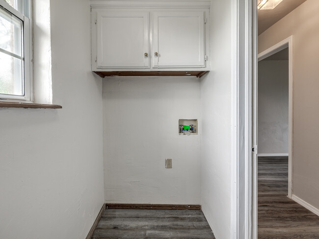 Building Photo - 11308 Meadow Ridge Ln