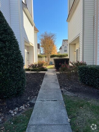 Building Photo - 4659 Georgetown Pl
