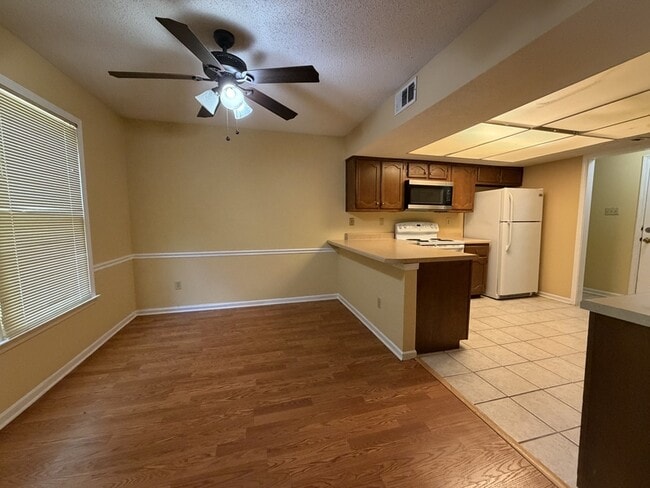 Building Photo - 7156 S Germanwood Ct