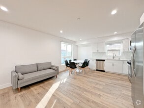 Shared Kitchen - 1529 W 35th Pl