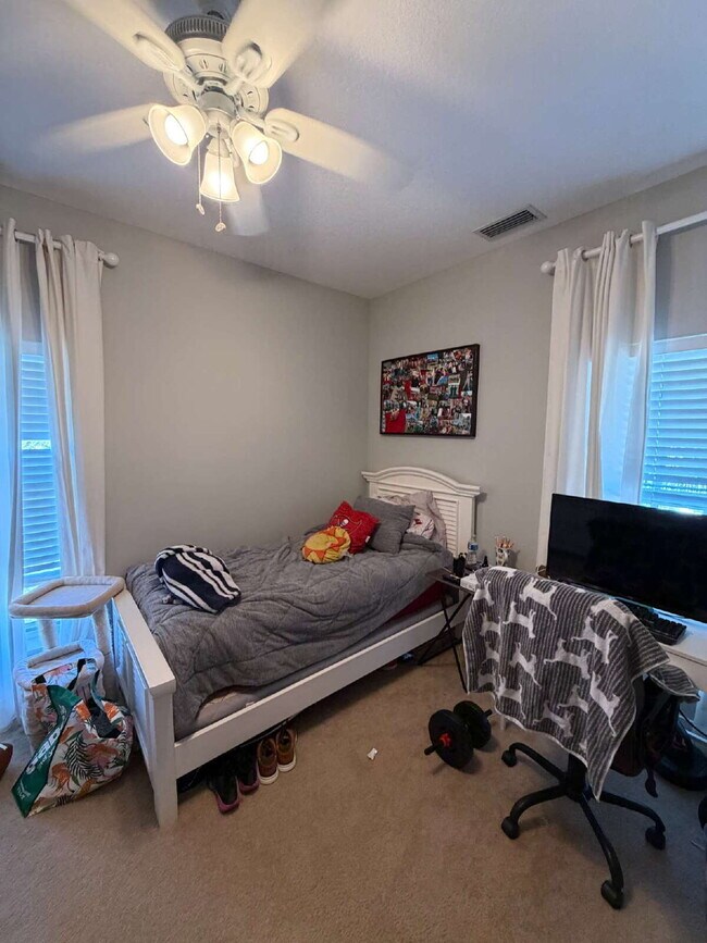 Building Photo - Spectacular 2/2.5 Condo in the Oldsmar Galleria Town Center Lifestyle