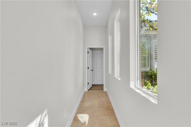 Building Photo - 11621 La Mirago Pl