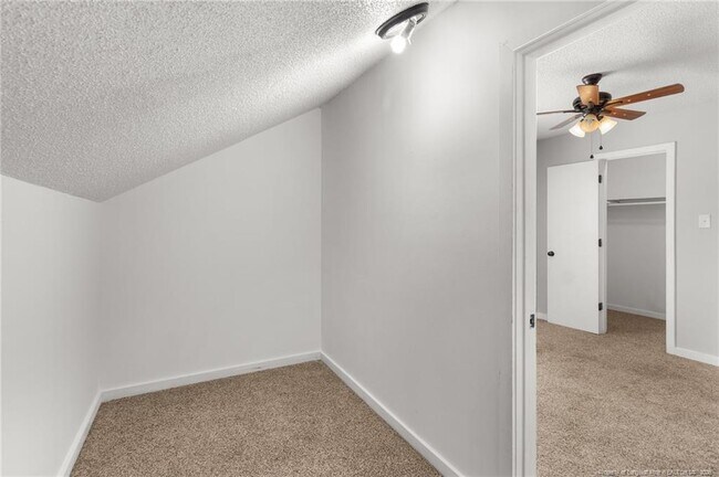 Building Photo - 5725 Waterwood Dr