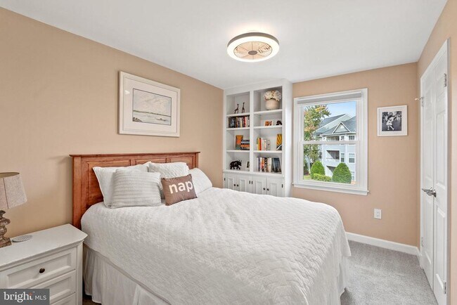 Building Photo - 5944 Wescott Hills Way