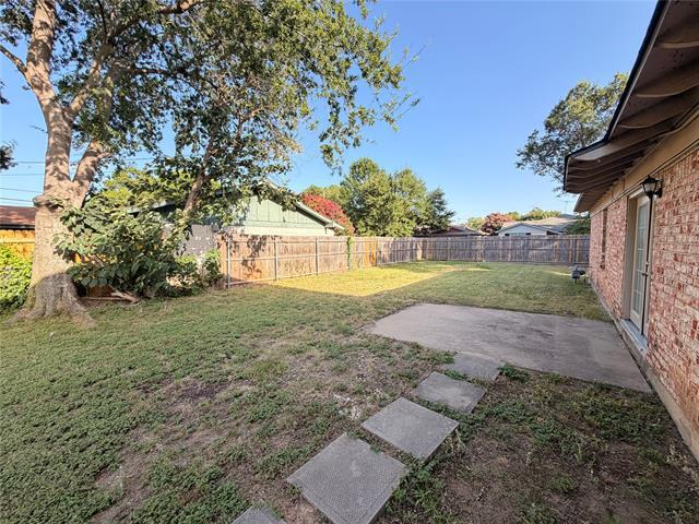 Building Photo - 1416 Norwood Dr