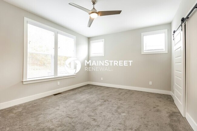 Building Photo - 3 Bedroom Pet-Friendly Home in HERMITAGE, ...