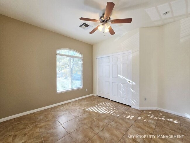 Building Photo - 9818 Nicova Ave