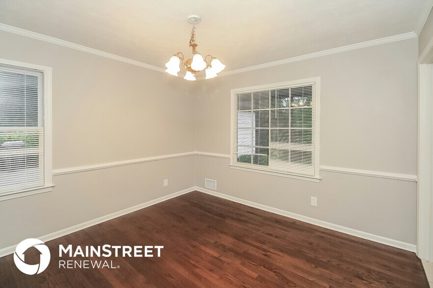 Building Photo - 3103 Skyland Dr