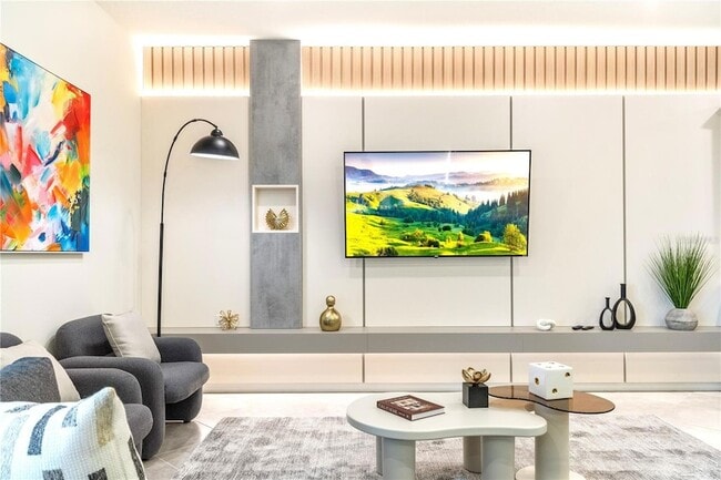 Building Photo - 15972 Sandy Cliffs Dr