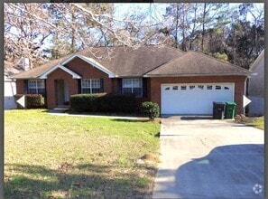 Building Photo - 3bedrooms 2baths 2 car garage in Centervil...