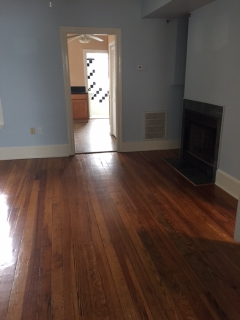 Livingroom with fireplace - 242 12th Pl NE