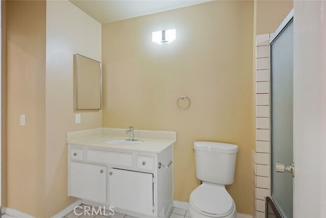 Building Photo - 325 Rainbow Terrace