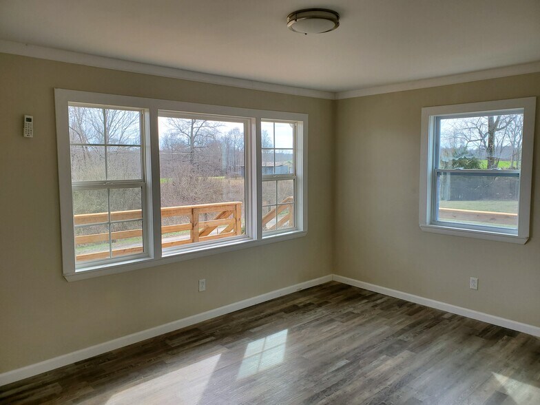 Building Photo - 718 Goodridge Rd