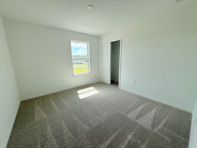 Building Photo - Sprawling 5BR/4.5BA Dream Home with 3-Car ...