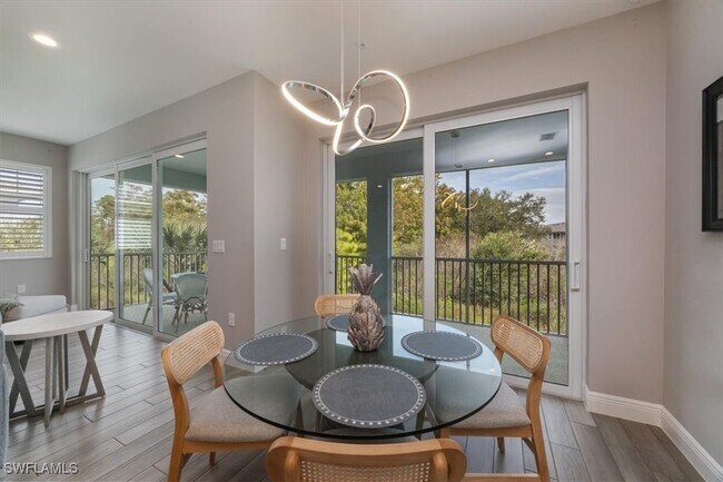 Building Photo - 2560 Seychelles Dr