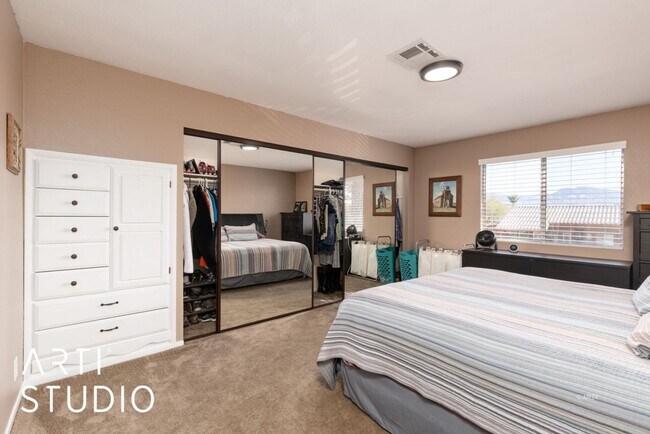 Building Photo - 835 Mesquite Springs Dr