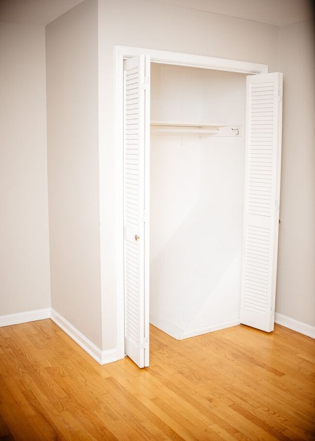 Building Photo - 1449 Jill Dr