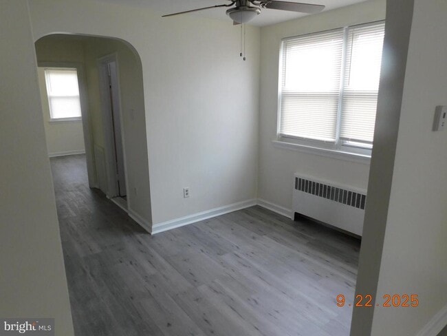 Building Photo - 1916 Solly Ave