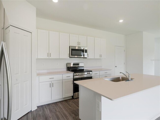 Building Photo - 1158 NW 47th Ct