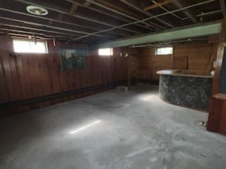 Building Photo - 42 Elderkin Ave
