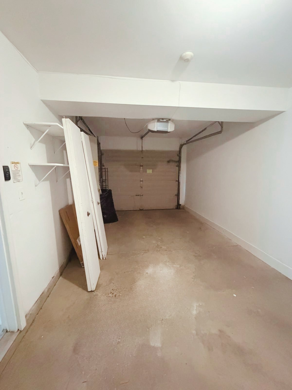 Building Photo - 314 Wisteria Dr