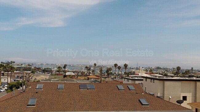 Building Photo - 3135 Hugo St