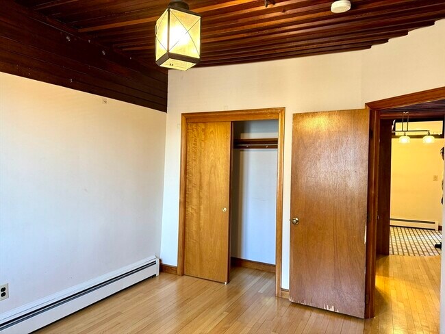 Building Photo - 5 Ingalls Terrace