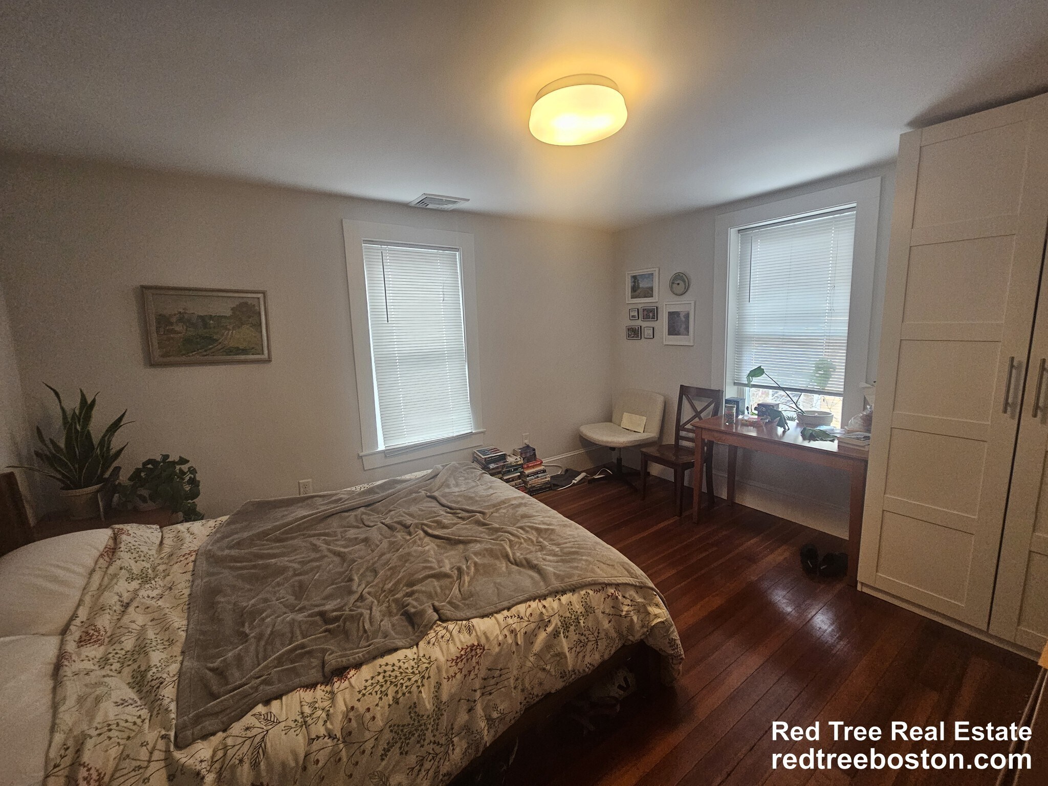 Building Photo - 7 Riverside Pl