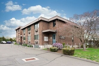 Building Photo - 65 East St