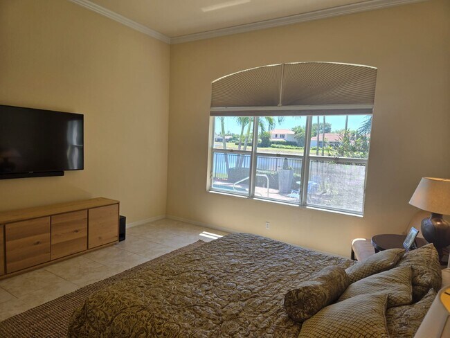 Building Photo - 180 Sedona Way