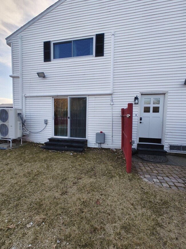 182 Plaistow Rd 182 Plaistow Rd Plaistow NH 03865 Apartment Finder