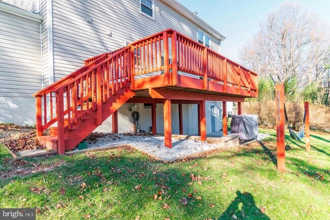 Building Photo - 1209 Crockett Ln