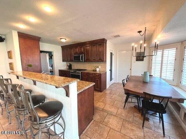 Building Photo - 9005 Shaver Dr