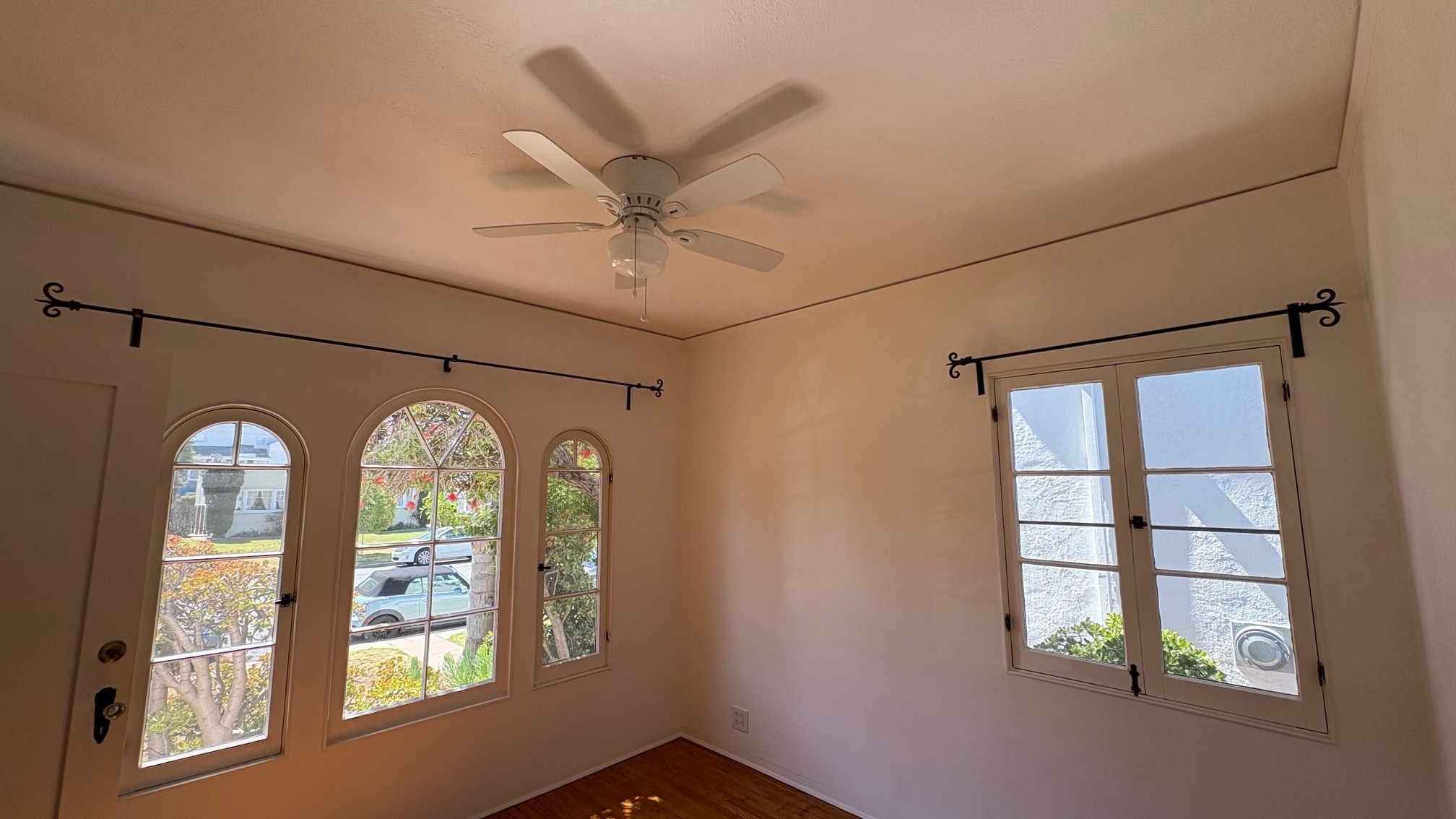 Building Photo - 1621 California Ave