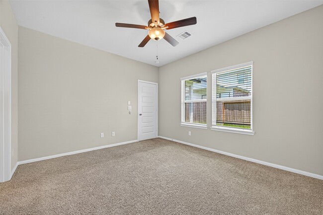 Building Photo - 8304 Bristlecone Pne Wy