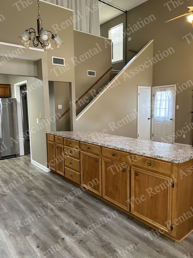 Building Photo - 541 Melton Dr