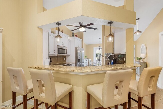 Building Photo - 829 Tanbark Dr