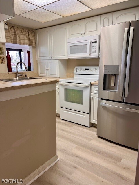 Building Photo - 5905 Trailwinds Dr