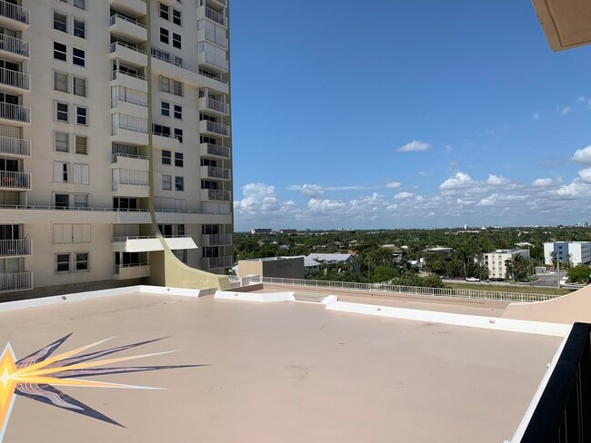 Building Photo - 101 Briny Ave